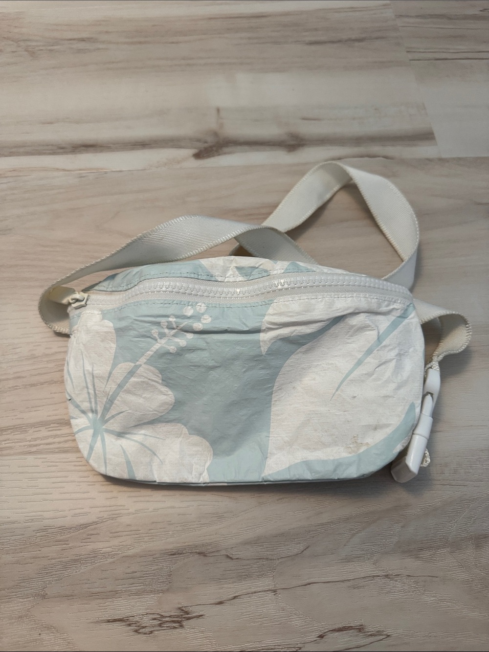 ALOHA collections big island collection hip bag